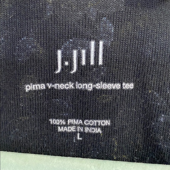 J Jill Pima V neck cotton top - Picture 2 of 4